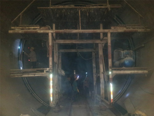 聚脲高壓噴涂機(圖2) 地下管廊聚脲高壓噴涂機防水施工